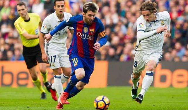 Kỹ thuật đi bóng với những pha rê bóng điêu luyện của Messi